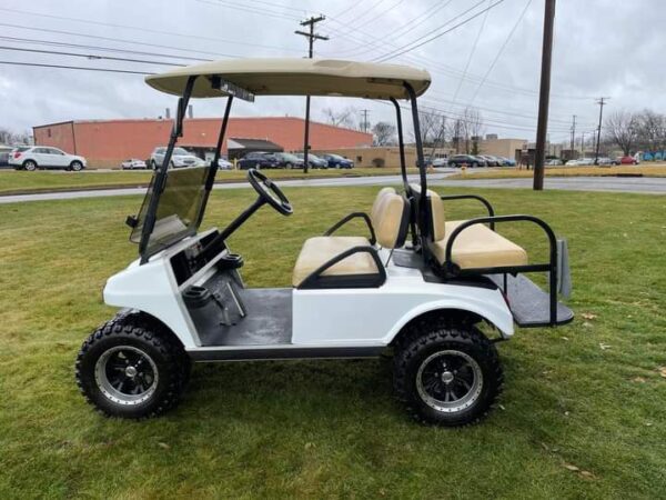 Club Car DS 48V Electric Golf Cart - Image 6