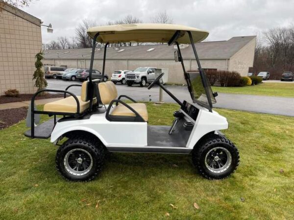 Club Car DS 48V Electric Golf Cart - Image 3