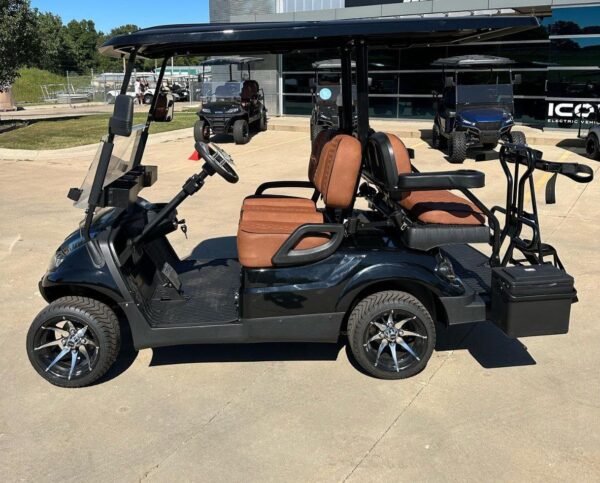 2023 ICON i40 Electric Golf Cart - Image 2